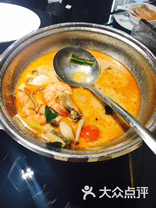 十大外围足球大平台|汝州市:密织教育扶贫助学网确保家庭贫困大学生按时入学(图1) 十大外围足球平台app手机版