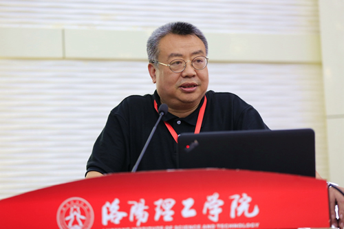 中小学校服管理有新规家长、学生可参与校服选用‘十大外围足球大平台’(图1) 十大外围足球大平台