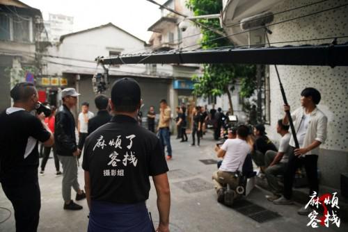 “十大外围足球平台app手机版”地板泡水后怎么进行维修?(图2) 十大外围足球平台app手机版