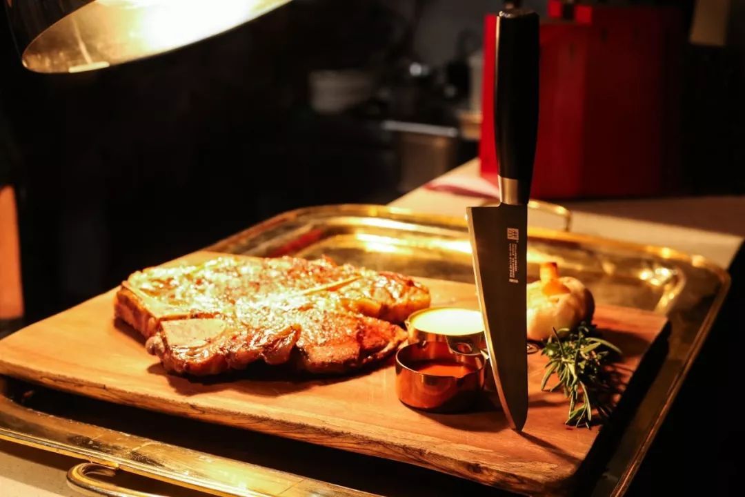 “十大外围足球大平台”拒绝冷漠 感受关怀 月星在行动(图1) 十大外围足球平台app手机版